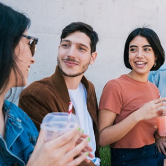 Rentar y compartir techo, así acceden a la vivienda jóvenes Millennials y Gen Z