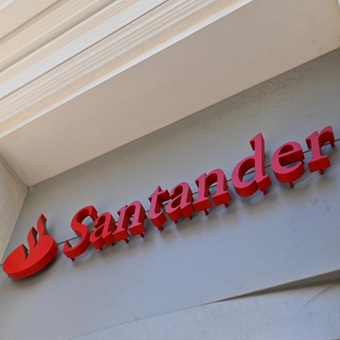 Banco Santander ganó 9,309 millones de euros a nivel global; México aportó 1,234 millones