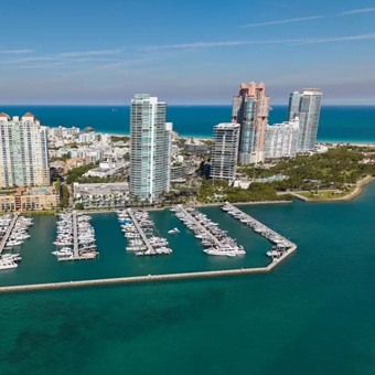 Latinoamericanos lideran la compra de departamentos nuevos en Miami