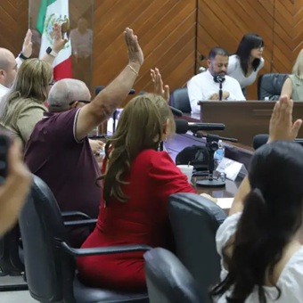 Aprueba Cabildo de Mazatlán dictamen de ordenamiento al sector inmobiliario