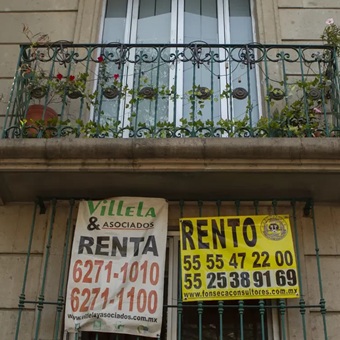La vivienda se está construyendo no para vivir, sino como una inversión, alertan especialistas