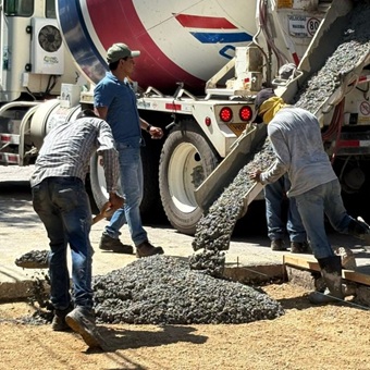 Rehabilita Gobierno de Acapulco infraestructura vial