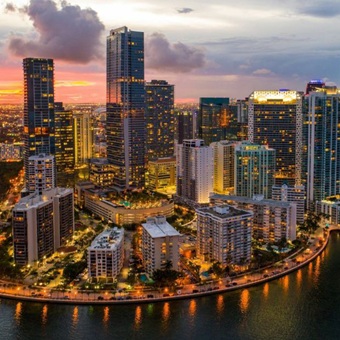 Ventas de viviendas de más de 10 mdd se disparan en Miami-Dade