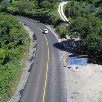 Modernización de 820 kms de infraestructura carretera en la Mixteca de Oaxaca lleva avance de 78%: SICT
