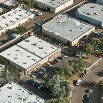 Las oportunidades que identifica Sabadell en el sector inmobiliario industrial