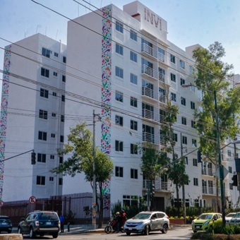 Redensificación de la CDMX debe ser sostenible y sin gentrificación: Clara Brugada