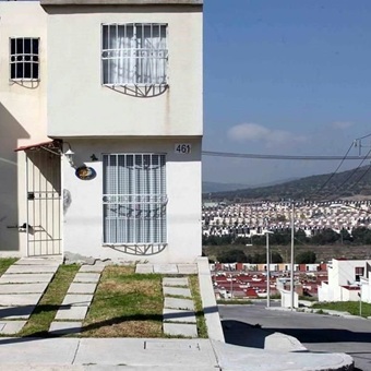 Disminuye 50% venta de vivienda