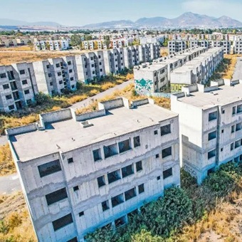 Inmobiliarias rechazan plan para vender casas invadidas