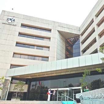 Bancomext coloca bonos por 500 millones de dólares en el mercado internacional