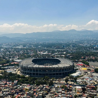 Ciudades mundialistas ganan atractivo en plataformas; hay riesgo por alza de precios