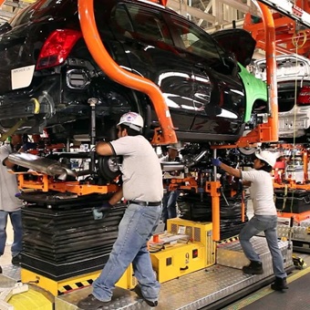 Economía mexicana cae 0.2 % en el tercer trimestre del año: Inegi