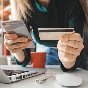 Reducción a cuotas de intercambio en pagos con tarjetas, debe acompañarse de ajustes al SPEI: ABM