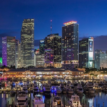 Cómo los compradores latinos redefinen el mercado inmobiliario en Florida
