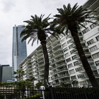 Miami encabeza las ciudades con mayor riesgo de burbuja inmobiliaria en 2025, según UBS