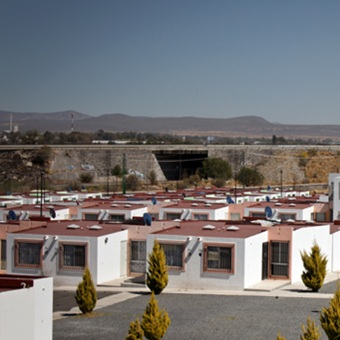 Suelo caro y limitado aumenta la crisis en la construcción de vivienda: Gene Towle