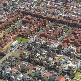 Contrastes de la vivienda: freno en la CDMX y boom vacacional: Gene Towle