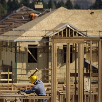 Propuesta de Trump a Fannie y Freddie para reactivar la construcción de viviendas causa dudas