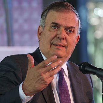 México analiza subir aranceles por ‘guerra’ comercial China-EU: ‘Son el grueso del comercio mundial’