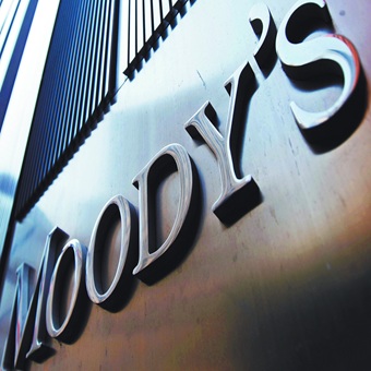 Aumento de préstamos de los bancos de EU a acreedores privados puede suponer un riesgo: Moody’s