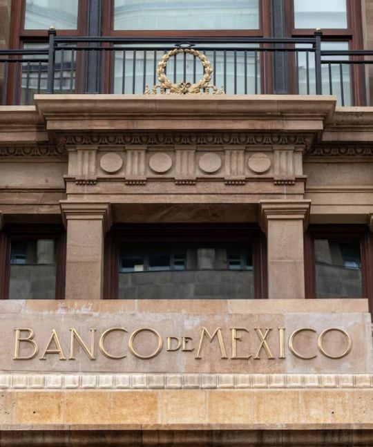 Banxico valorará hacer último recorte de 2026 a la tasa de interés en reunión de mayo