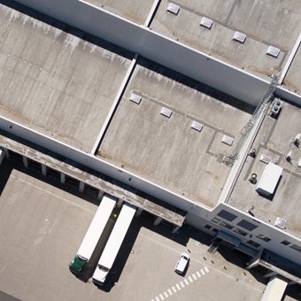 Sector inmobiliario industrial cierra 2025 con absorción histórica en CDMX