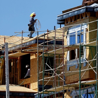 Ven ruptura de burbuja de activos por precios de la vivienda