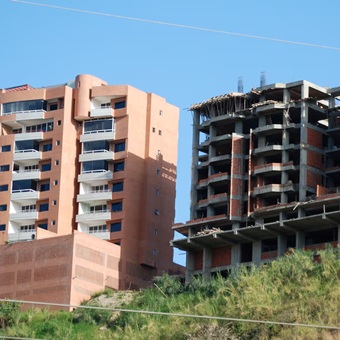 Invertir en vivienda desde 50 euros: la financiación colectiva acerca la especulación a los particulares con promesas de alta rentabilidad y alto riesgo