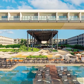 Devossion by Live Aqua, enamora e inspira desde playa del Carmen