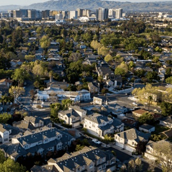 Los compradores de Silicon Valley necesitan salarios de más de 1 millón de dólares para comprar casas en las ciudades más caras